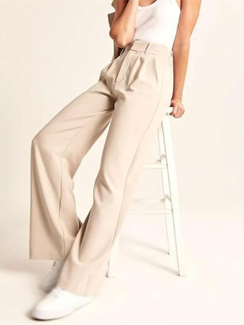 Sloane Wide-Leg Pleated Women's Trousers in Light Beige